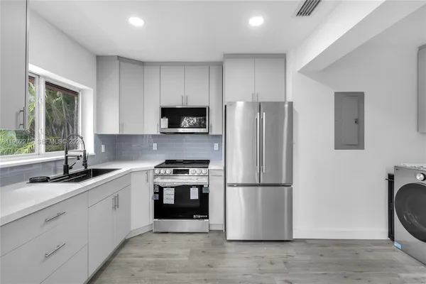 $590,000 | 7412 Big Cypress Drive, Miami Lakes, FL 33014