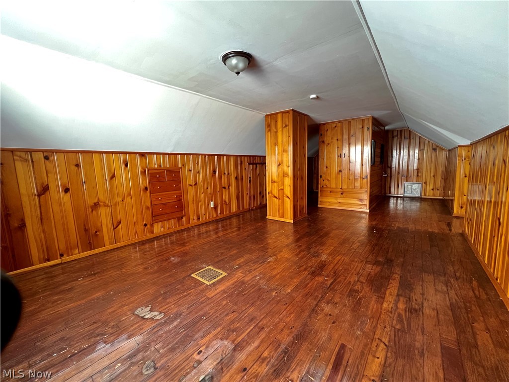 4357 Ingleside Road Warrensville Heights, OH 44128 - Photo 16 of 23