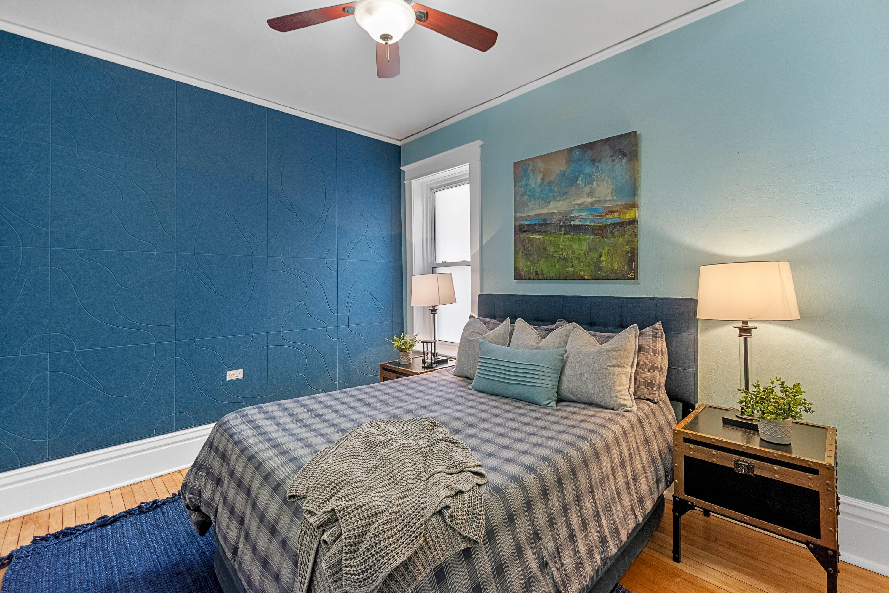 1926 East Bennett Avenue Milwaukee, WI 53207 - Photo 29 of 56 Acoustical Wall Enhances Privacy