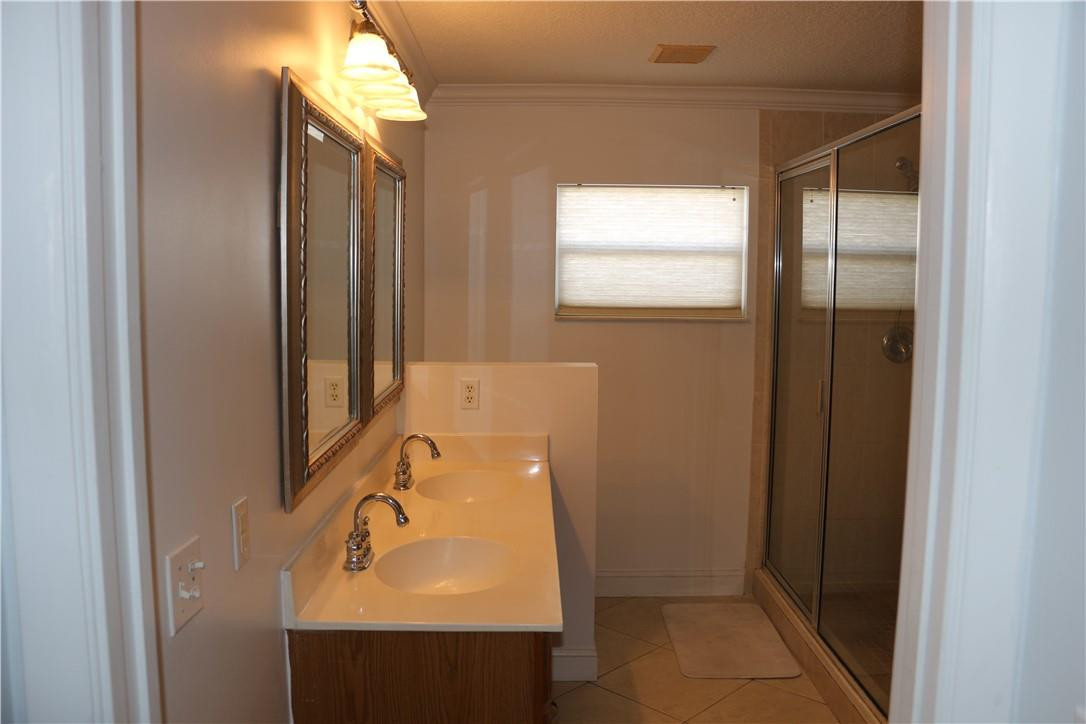 560 Northwest 12th Avenue Boca Raton, FL 33486 - Photo 5 of 33 master bath #1