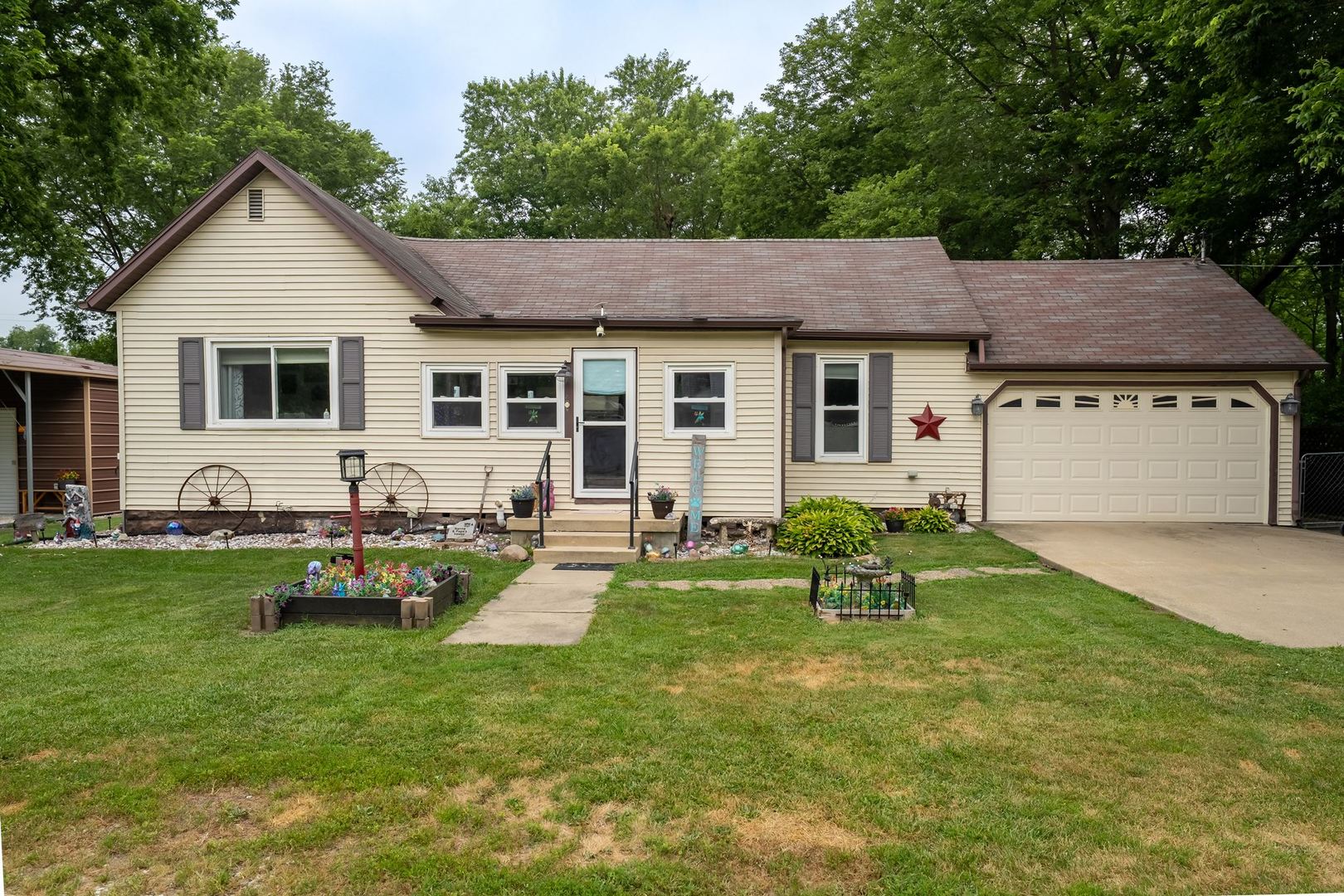 504 North 4th Street Cornell, IL 61319 - Photo 1 of 44 Gallery Image 1