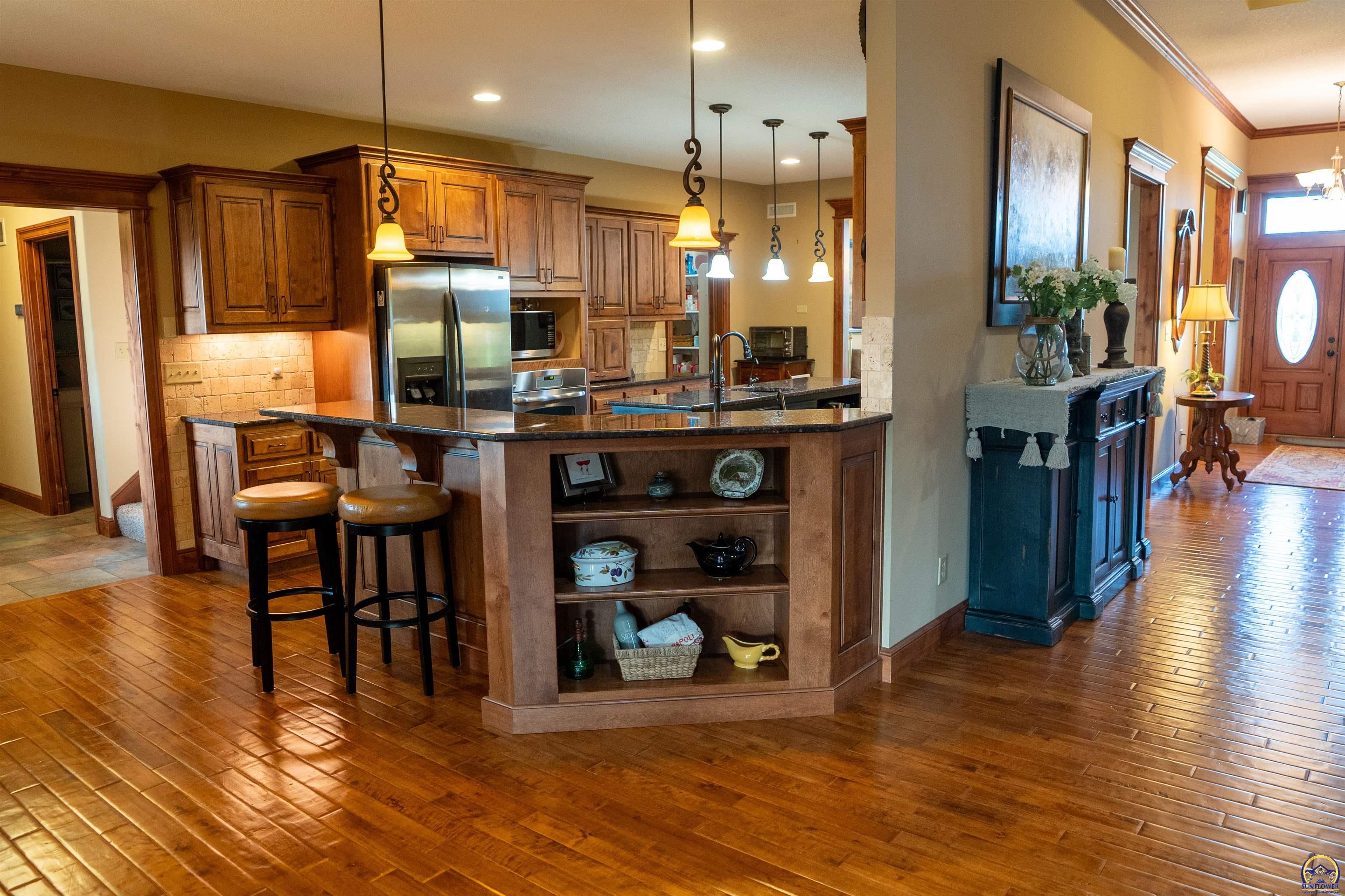 11301 South Croco Road Berryton, KS 66409 - Photo 17 of 99 Gallery Image 17