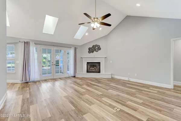 $3,800 | 13807 Carters Grove Lane, Jacksonville, FL 32223