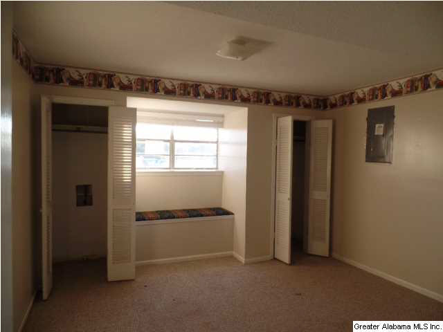 7509 Dickey Springs Road Bessemer, AL 35022 - Photo 11 of 14