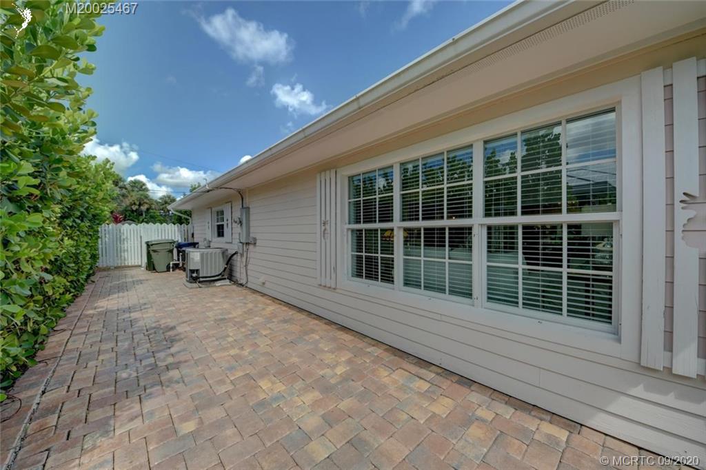 904 Southeast Riverside Drive Stuart, FL 34994 - Photo 53 of 72 Gallery Image 53