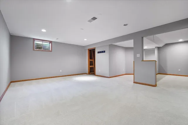 $200,000 | 2716 Westbrook Drive, Bloomington, IL 61705