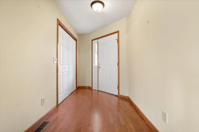 $200,000 | 2716 Westbrook Drive, Bloomington, IL 61705