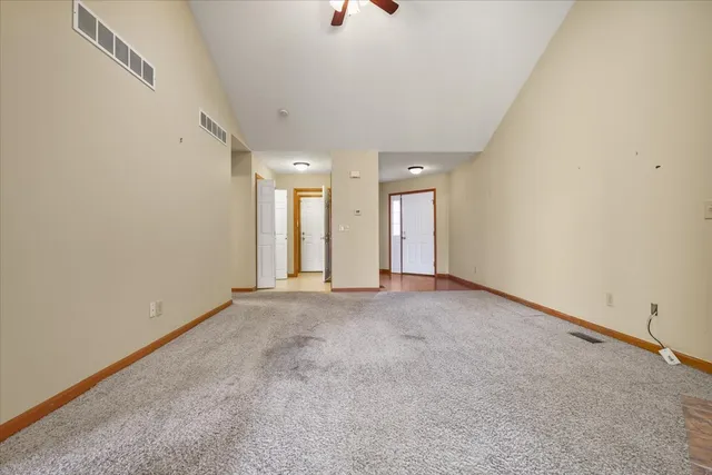 $200,000 | 2716 Westbrook Drive, Bloomington, IL 61705