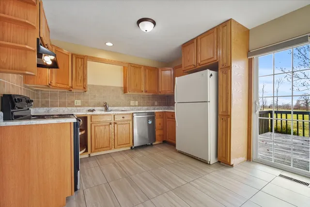 $200,000 | 2716 Westbrook Drive, Bloomington, IL 61705