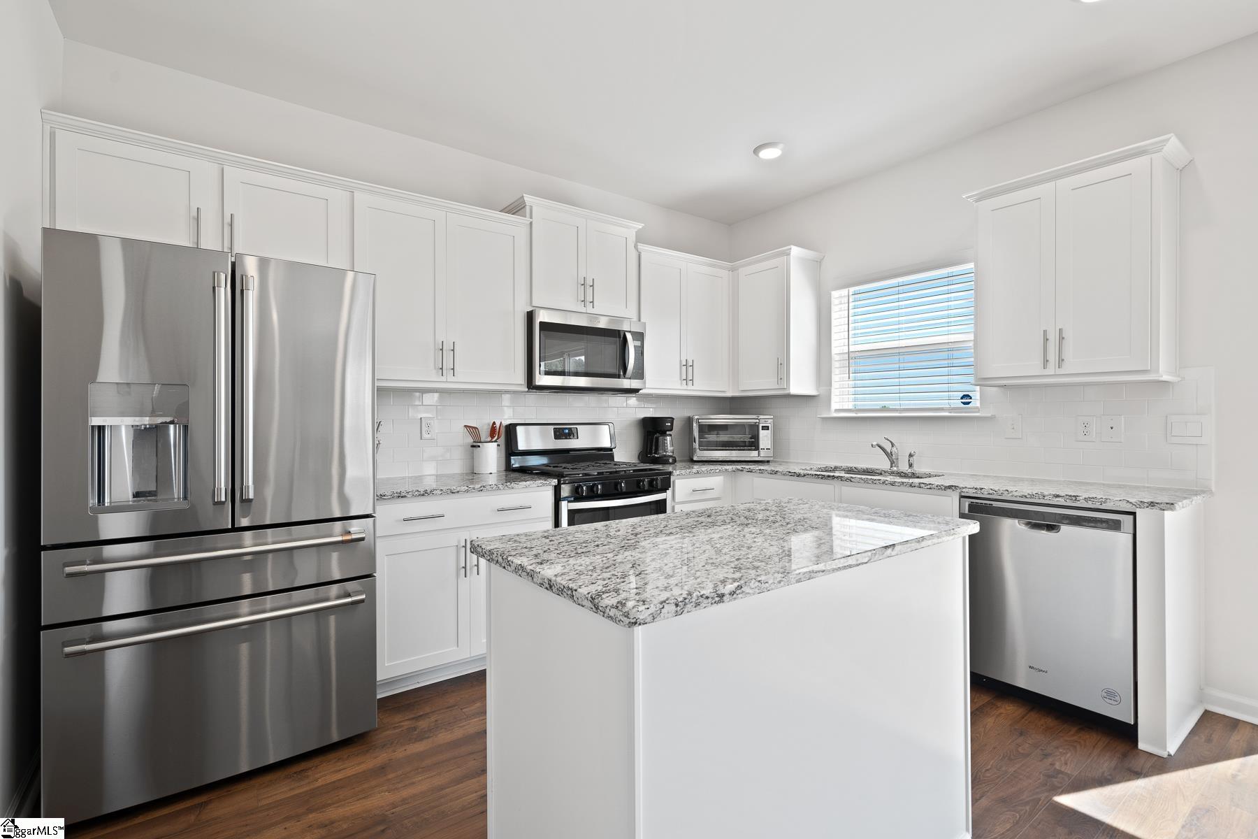 128 Light Spring Road Easley, SC 29642 - Photo 3 of 21 Gallery Image 3