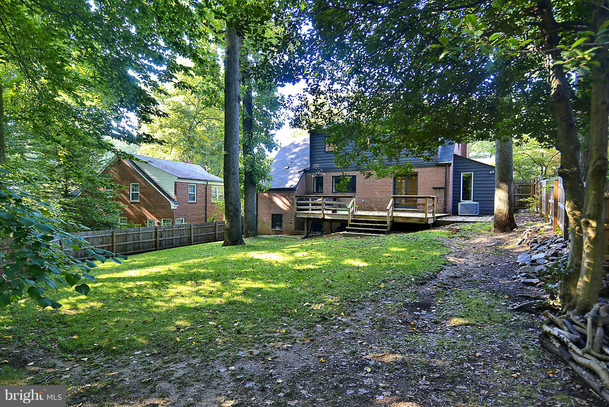16 Sussex Road Silver Spring, MD 20910 - Photo 6 of 25 a view of a house with backyard and sitting area