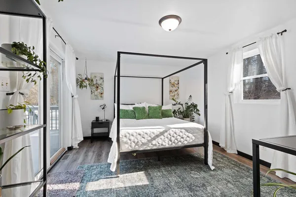 $279,900 | 1109 South 6th Street, De Pere, WI 54115