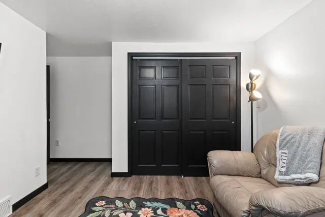 $279,900 | 1109 South 6th Street, De Pere, WI 54115