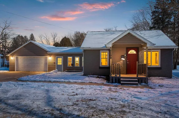 $279,900 | 1109 South 6th Street, De Pere, WI 54115