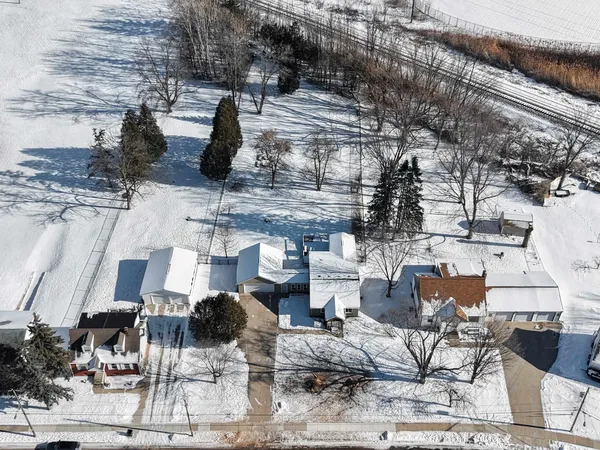 $279,900 | 1109 South 6th Street, De Pere, WI 54115