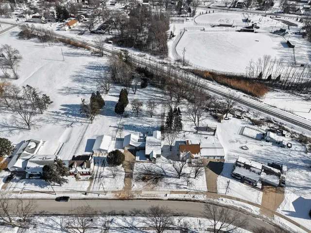 $279,900 | 1109 South 6th Street, De Pere, WI 54115