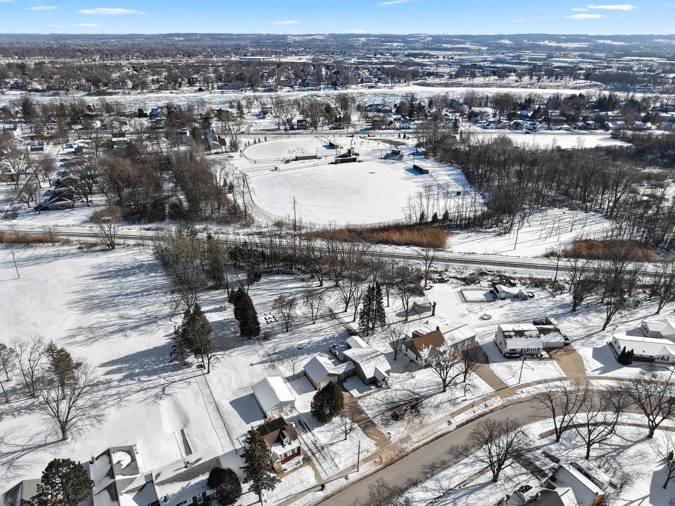 1109 South 6th Street De Pere, WI 54115 - Photo 70 of 77