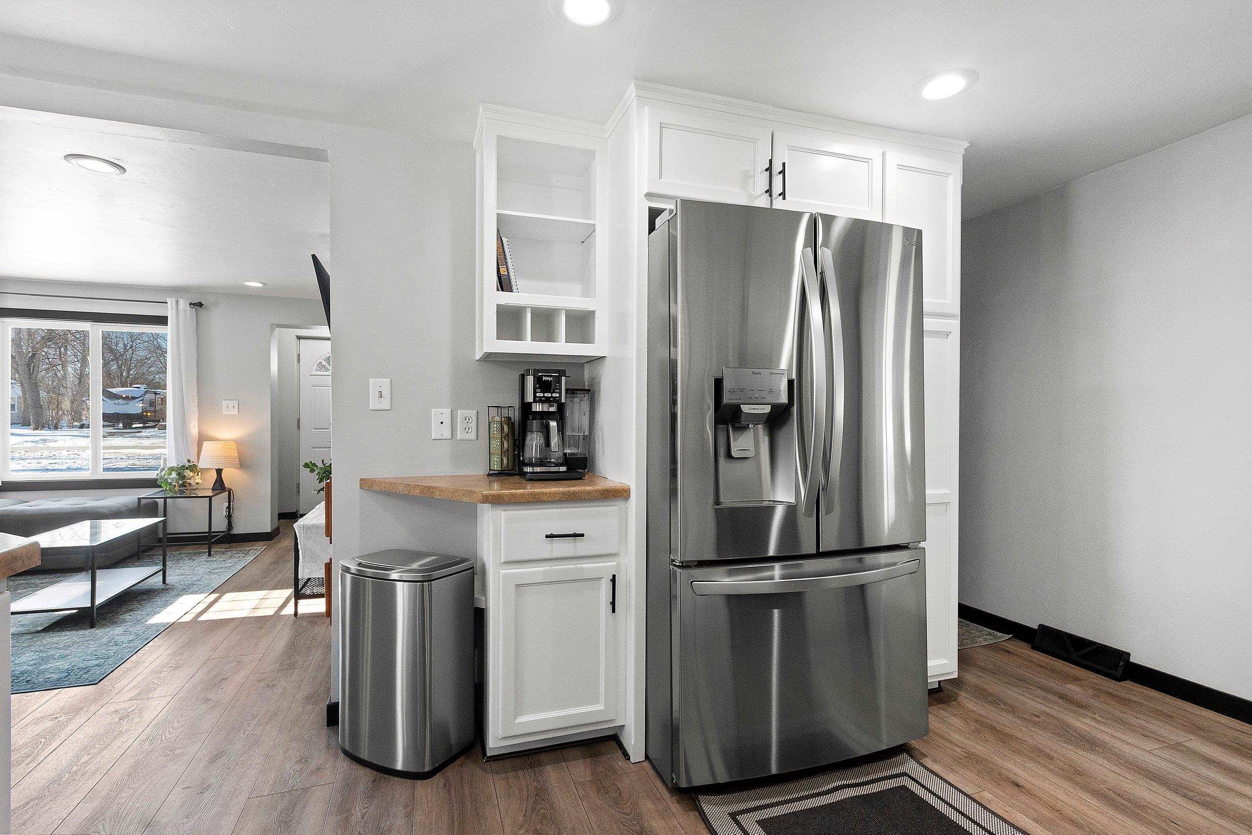 1109 South 6th Street De Pere, WI 54115 - Photo 7 of 77