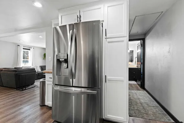 $279,900 | 1109 South 6th Street, De Pere, WI 54115