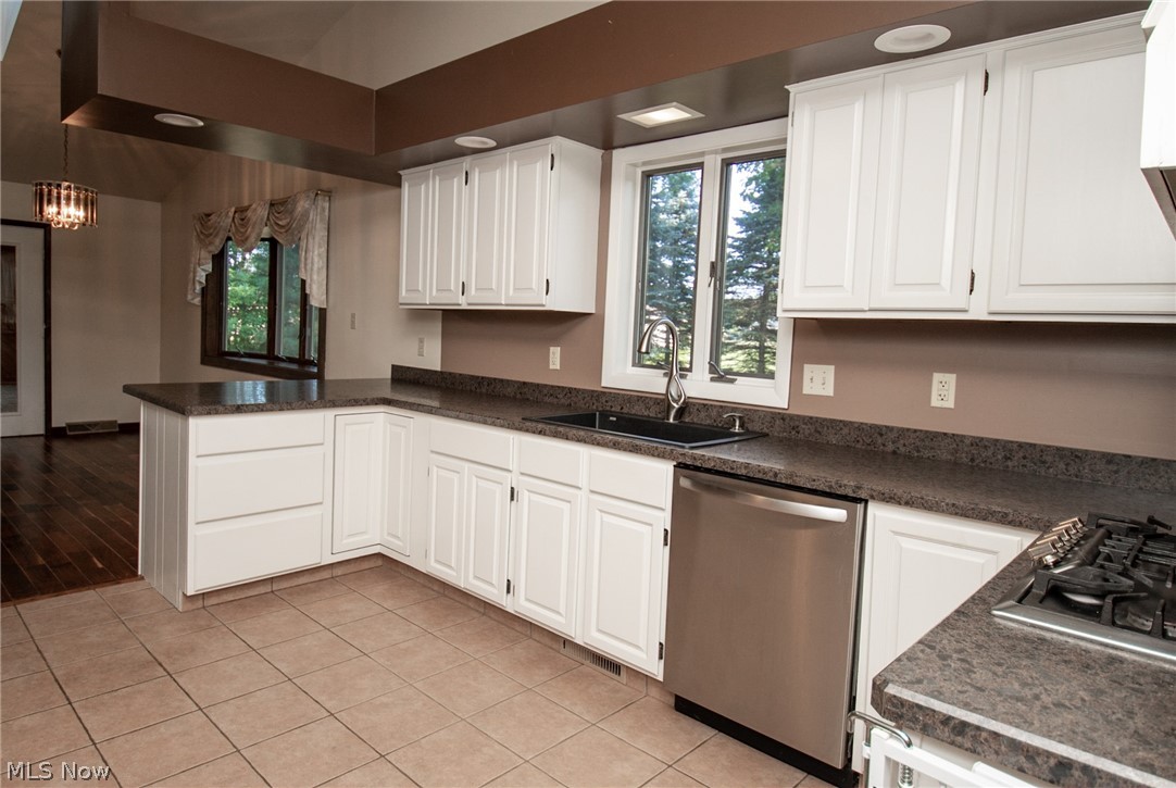 7400 Struthers Road Youngstown, OH 44514 - Photo 11 of 35 Gallery Image 11
