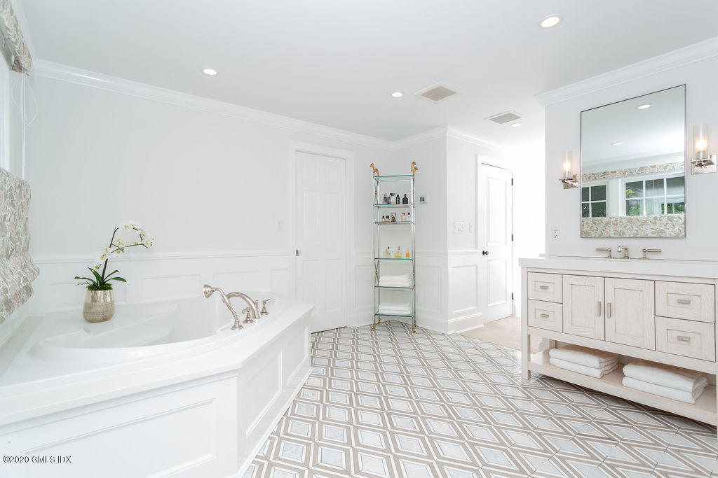 14 Dingletown Road Greenwich, CT 06830 - Photo 41 of 56 Dingletown_0053