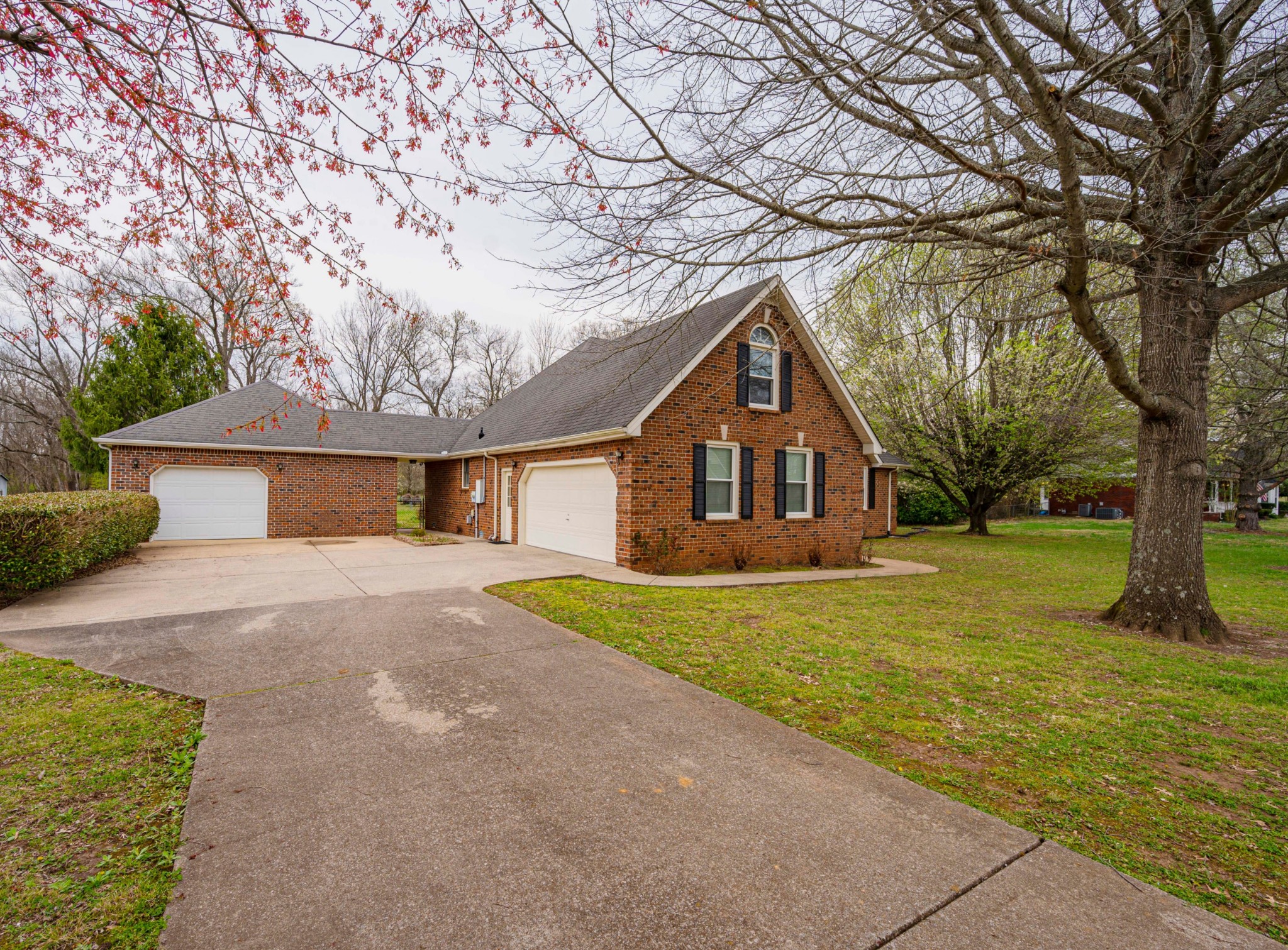 985 Pleasant Run Road Smyrna, TN 37167 - Photo 4 of 38 Gallery Image 4