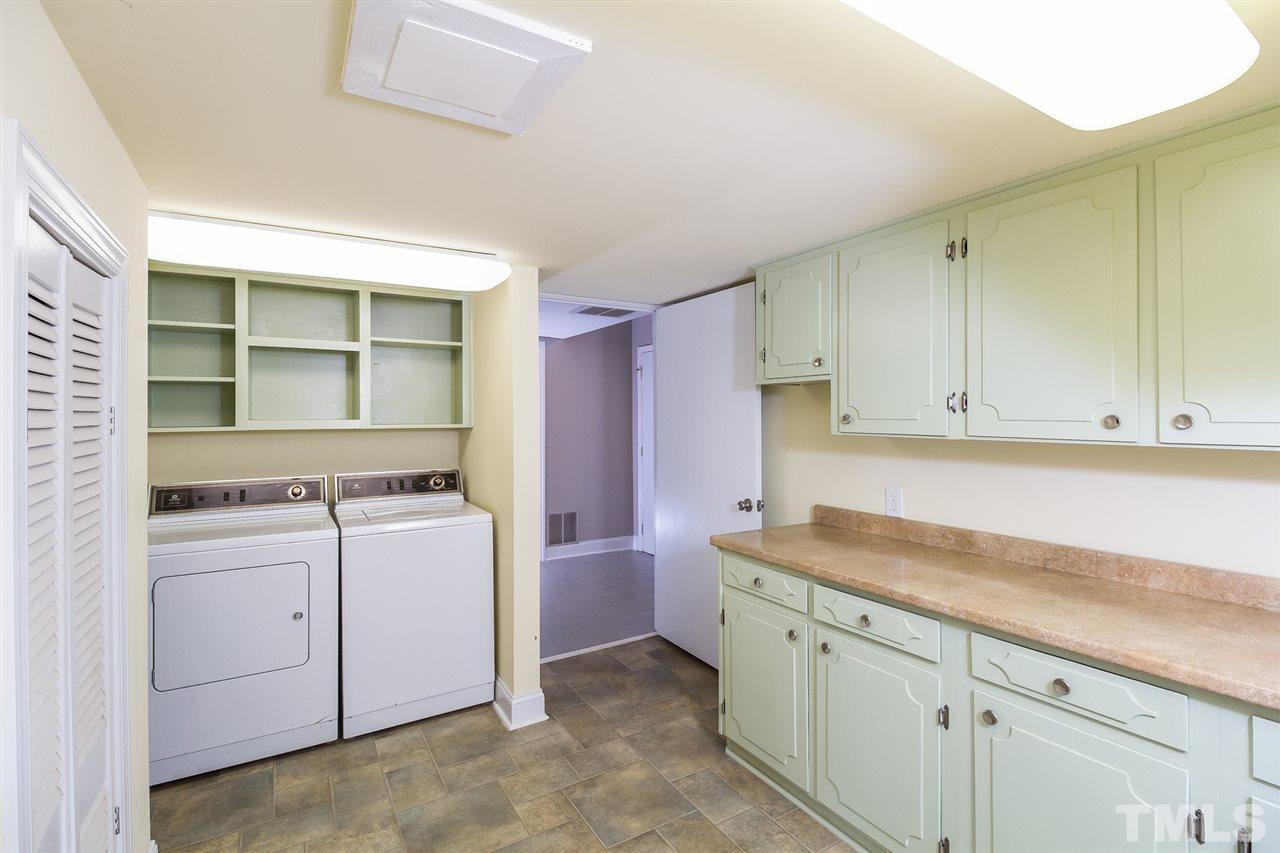 6917 Brecken Ridge Avenue Raleigh, NC 27615 - Photo 12 of 24 Gallery Image 12