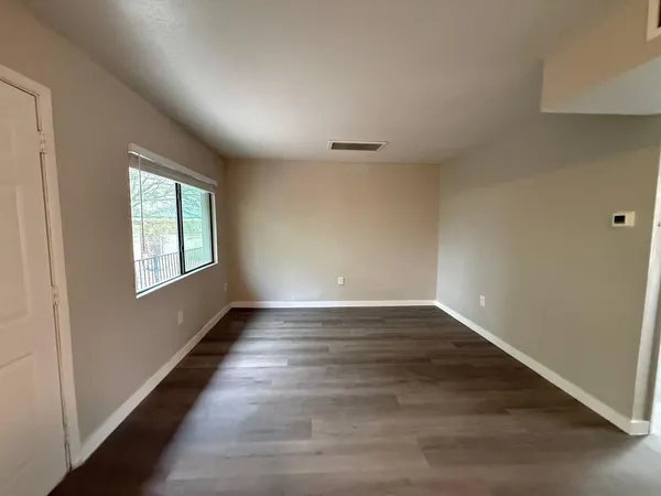$1,000 | 1537 West Pierce Street, Unit 2, Phoenix, AZ 85007