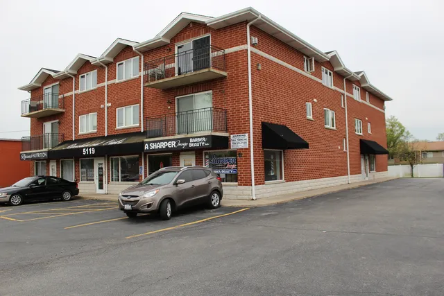 $2,300 | 5119 159th Street, Unit 3NW, Oak Forest, IL 60452