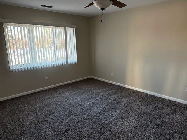 $2,300 | 5119 159th Street, Unit 3NW, Oak Forest, IL 60452