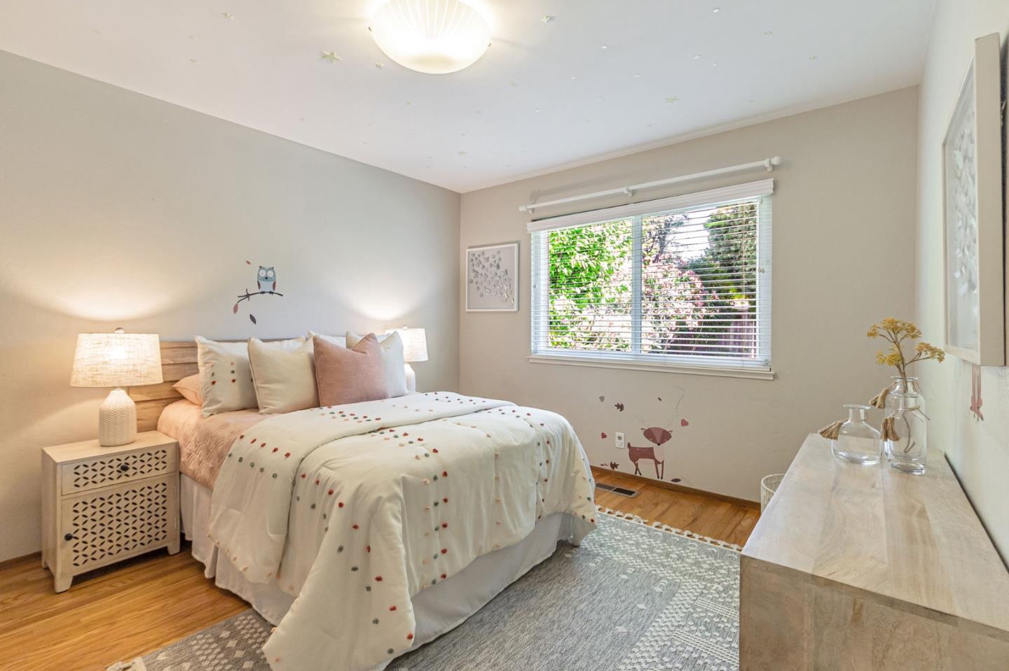 824 Buchser Way San Jose, CA 95125 - Photo 26 of 50 a bedroom with a bed and a window