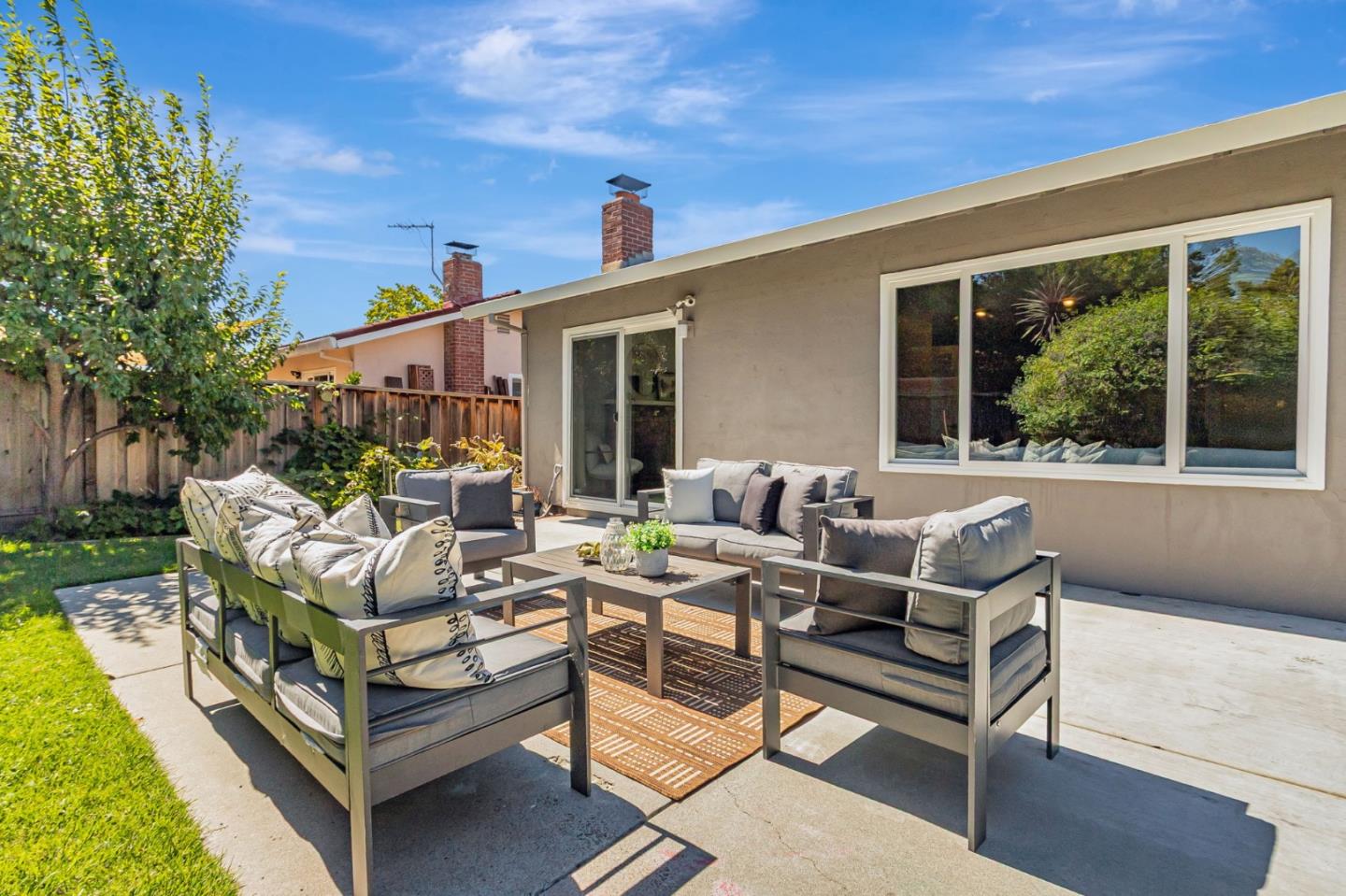 824 Buchser Way San Jose, CA 95125 - Photo 42 of 50 a outdoor living space with furniture and a potted plant