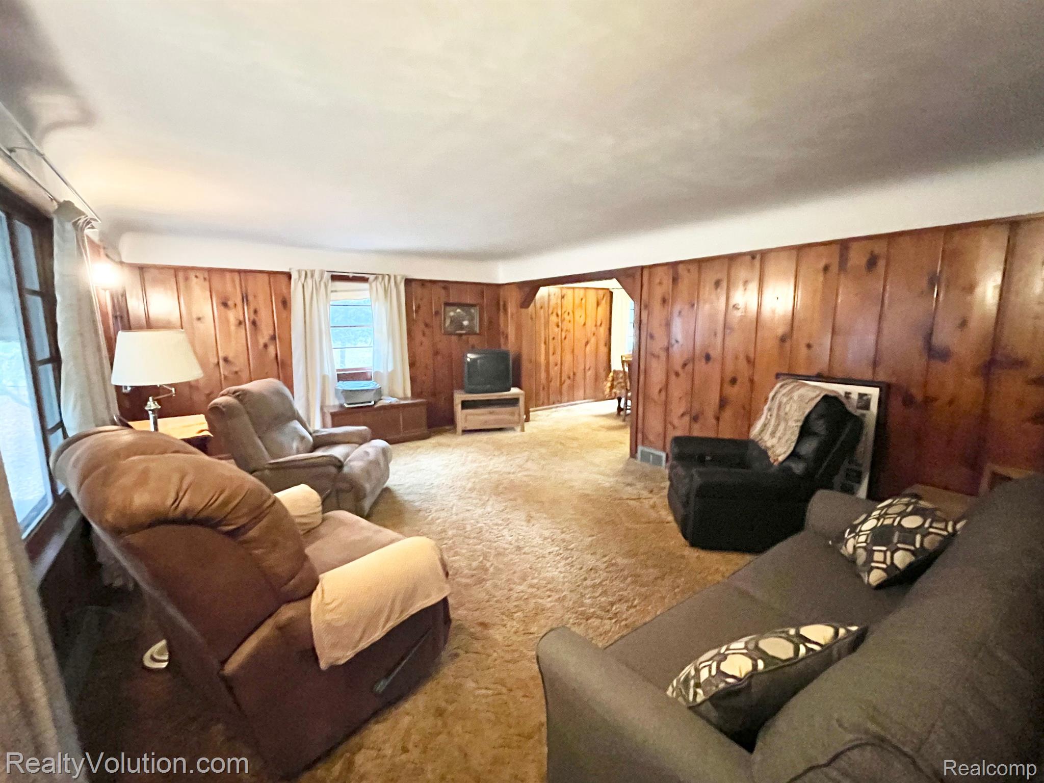 131 Turrill Road Lapeer, MI 48446 - Photo 6 of 19 Gallery Image 6