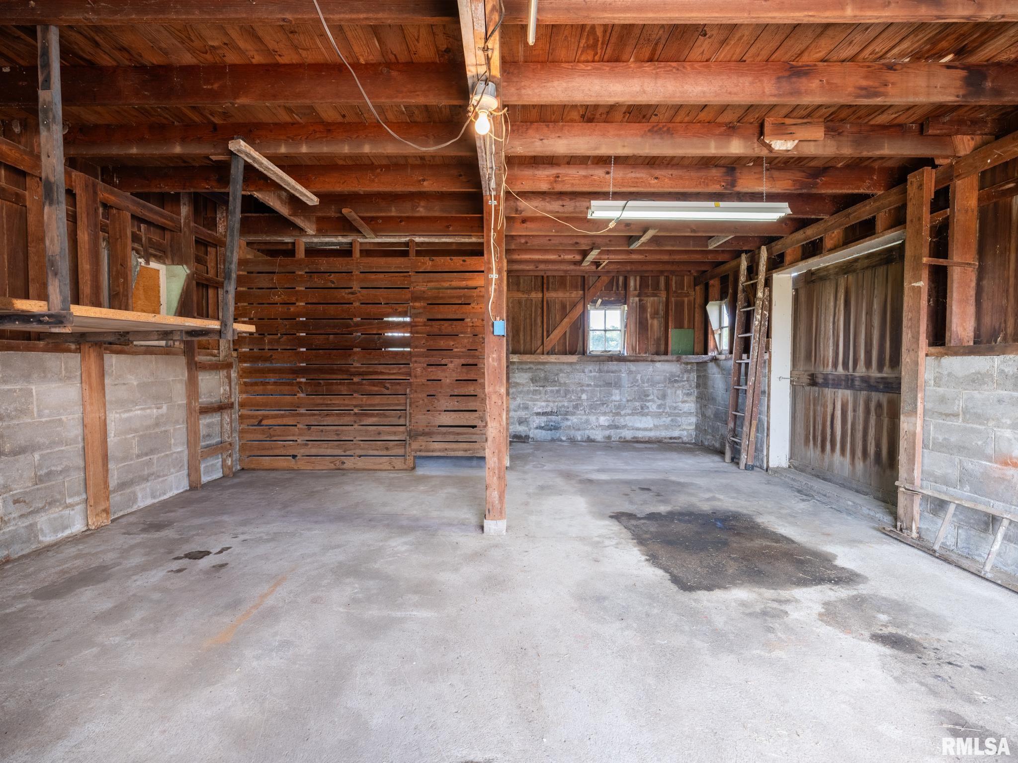 1105 Upper Spring Bay Road East Peoria, IL 61611 - Photo 73 of 100 Gallery Image 73