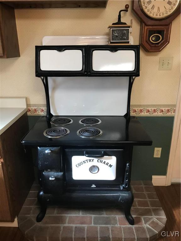 622 Getz Road Pen Argyl, PA 18072 - Photo 13 of 21 Antique look Country Charm stove