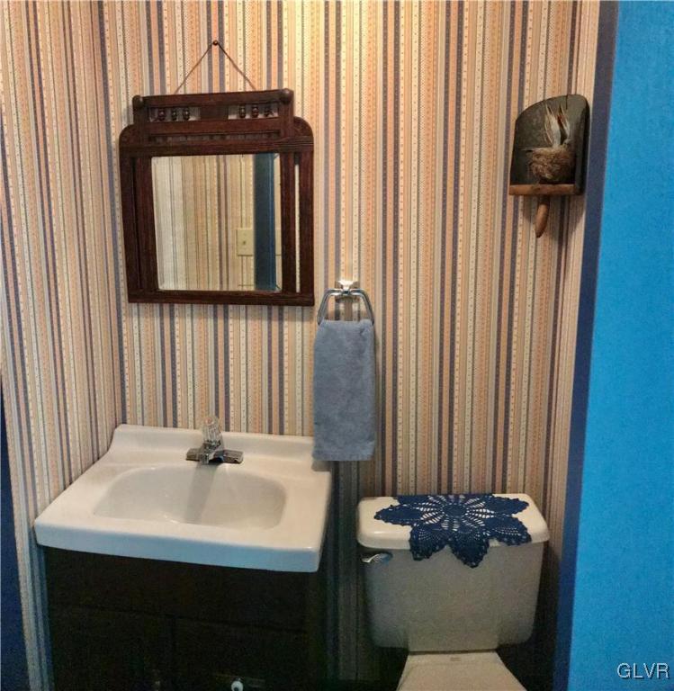 622 Getz Road Pen Argyl, PA 18072 - Photo 17 of 21 Gallery Image 17