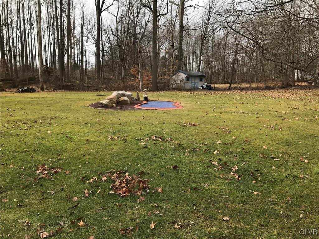 622 Getz Road Pen Argyl, PA 18072 - Photo 5 of 21 Gallery Image 5
