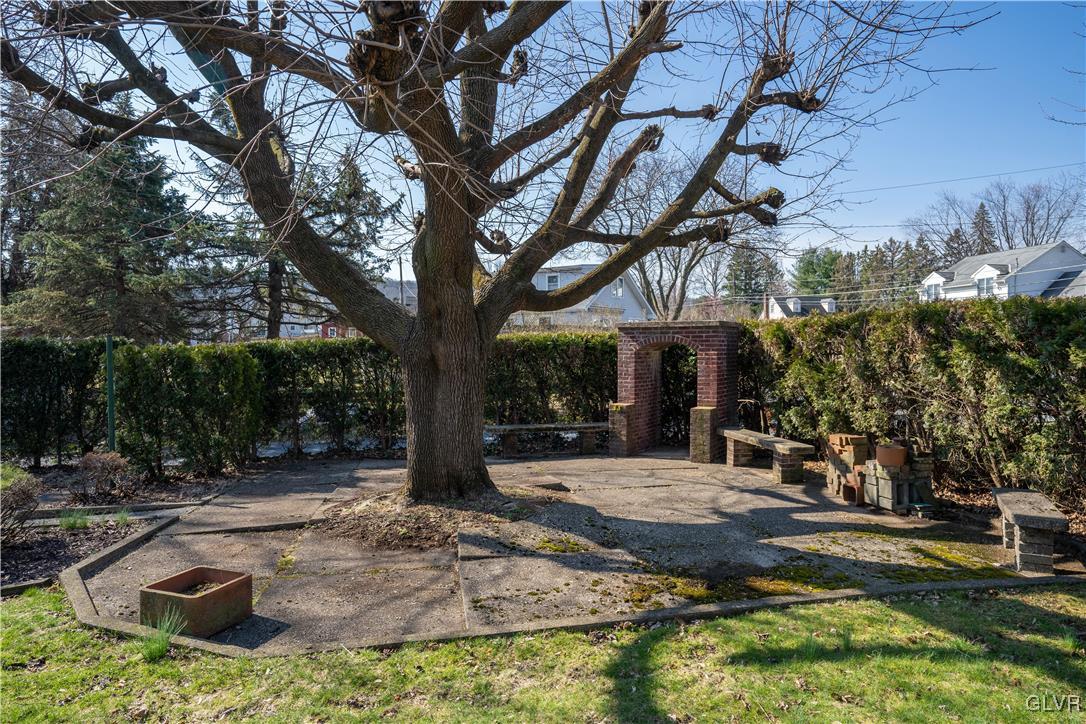 1523 Spring Street Bethlehem, PA 18018 - Photo 18 of 47 BACK YARD PATIO AREA