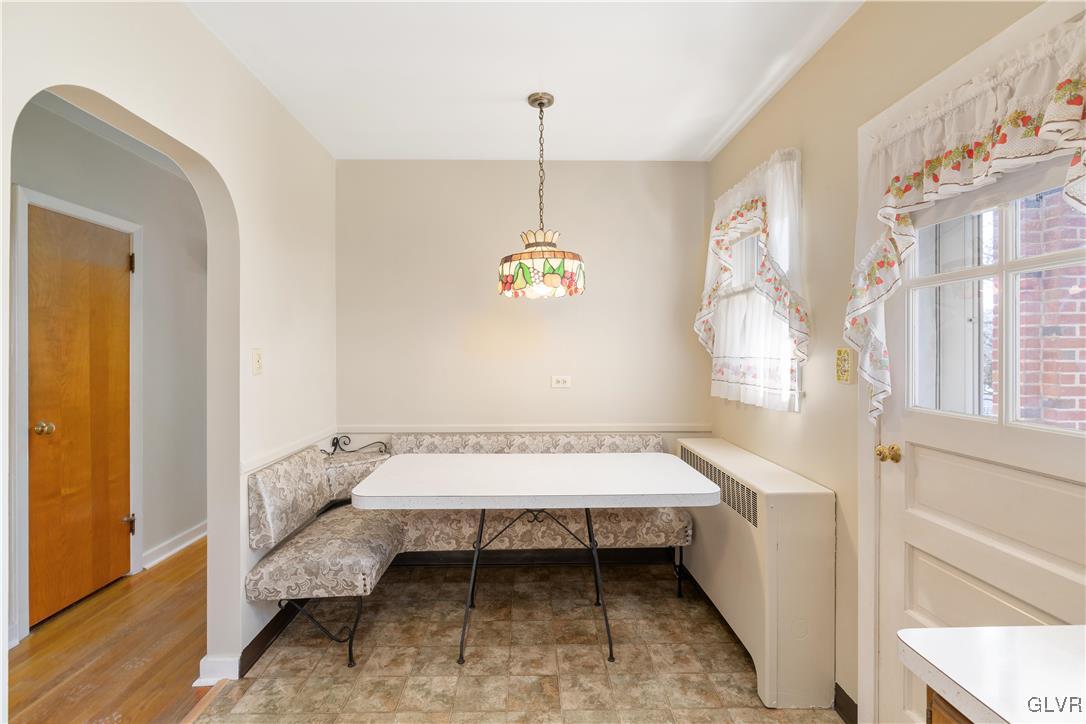 1523 Spring Street Bethlehem, PA 18018 - Photo 34 of 47 KITCHEN EAT IN AREA