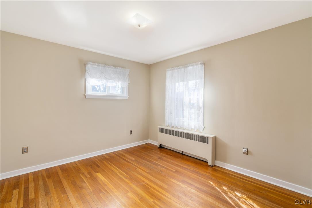 1523 Spring Street Bethlehem, PA 18018 - Photo 38 of 47 BEDROOM 2