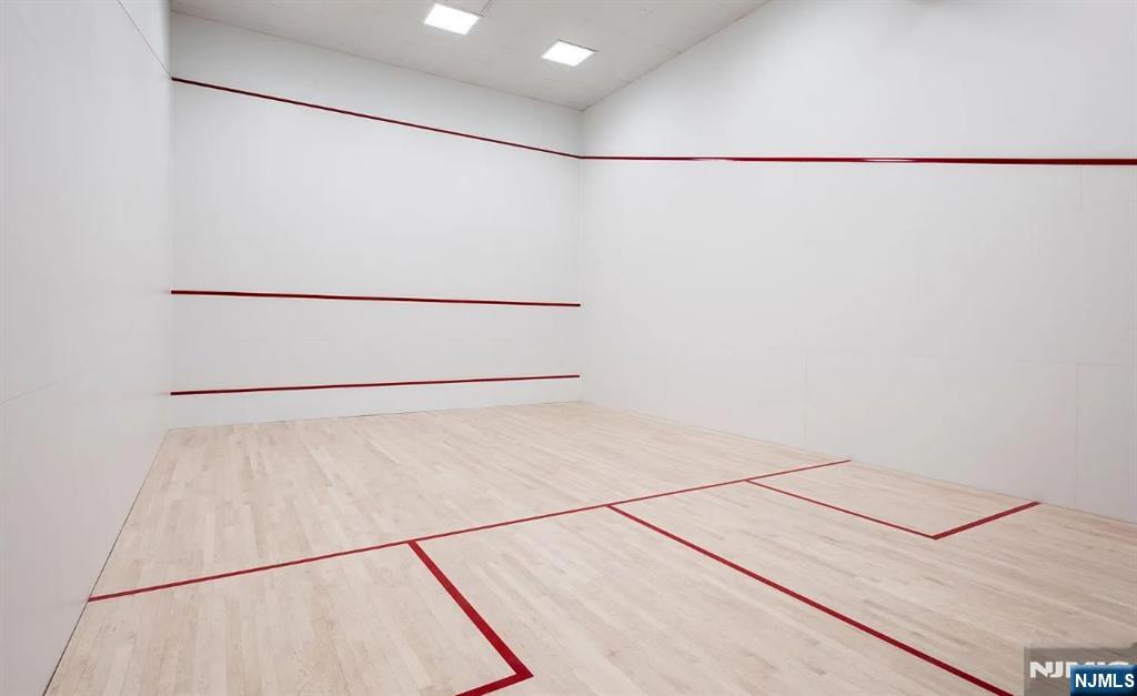 320 Adolphus Avenue, Unit 1013 Cliffside Park, NJ 07010 - Photo 14 of 18 a view of a air conditioner