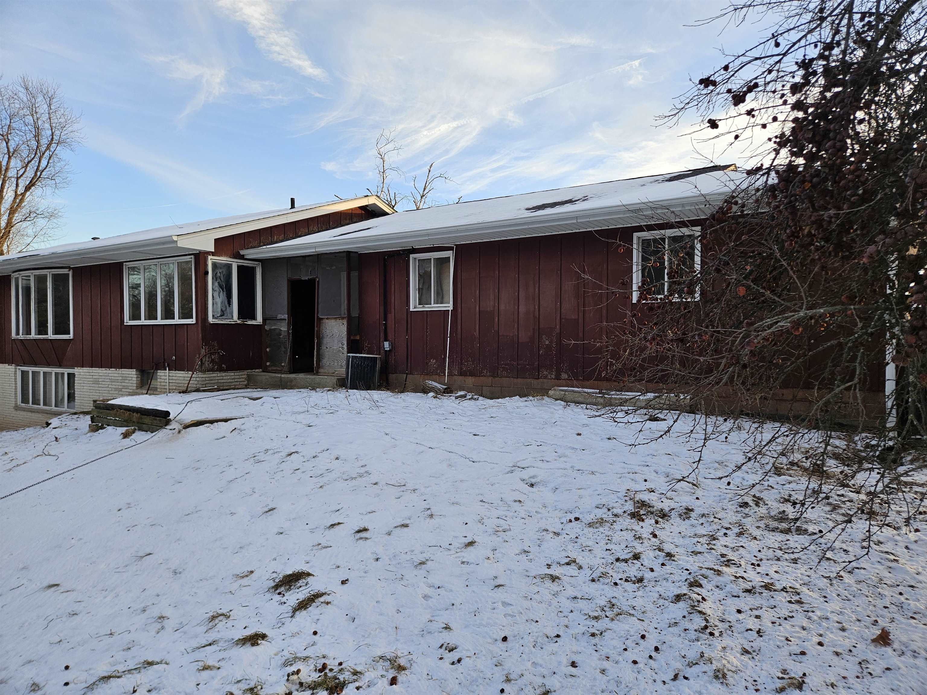 N5926 Walker Road New Lisbon, WI 53950 - Photo 5 of 45