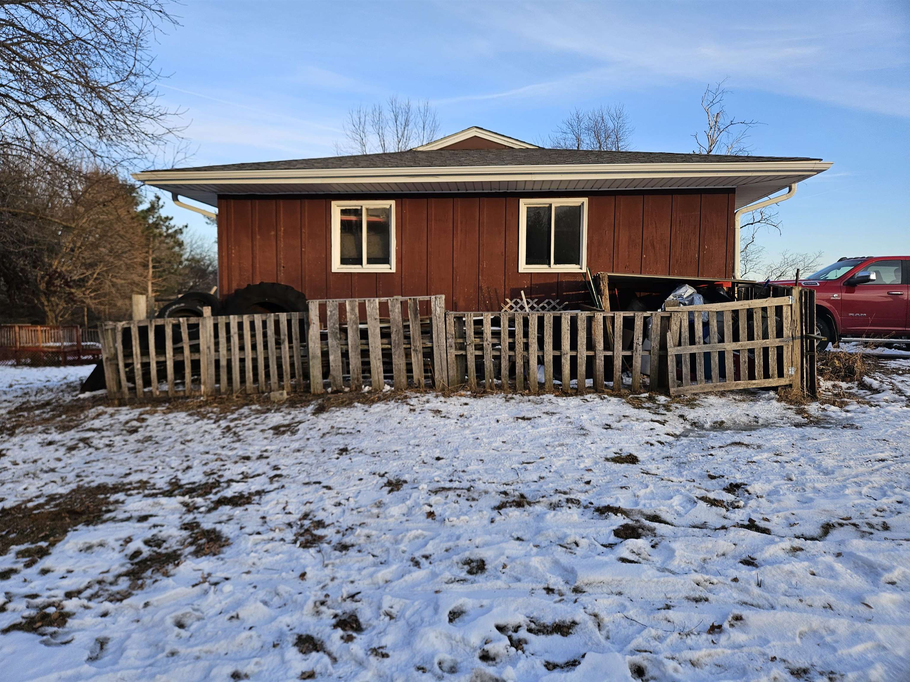 N5926 Walker Road New Lisbon, WI 53950 - Photo 6 of 45