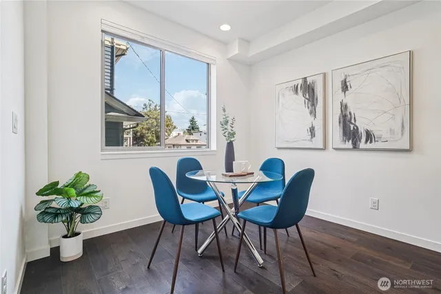 $700,000 | 6312 32nd Avenue Northwest, Unit C, Seattle, WA 98107