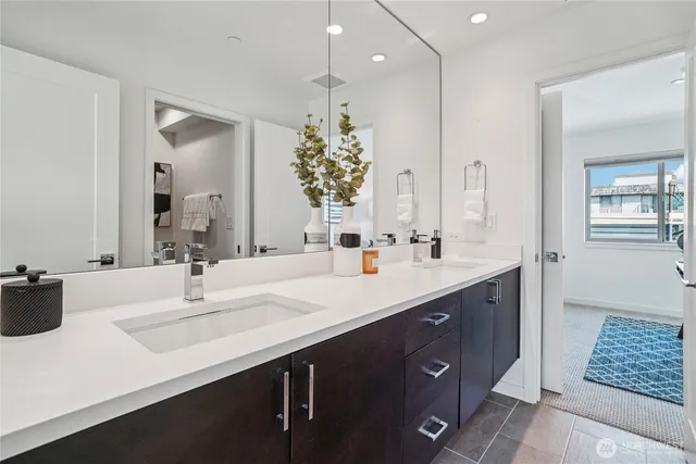 $700,000 | 6312 32nd Avenue Northwest, Unit C, Seattle, WA 98107