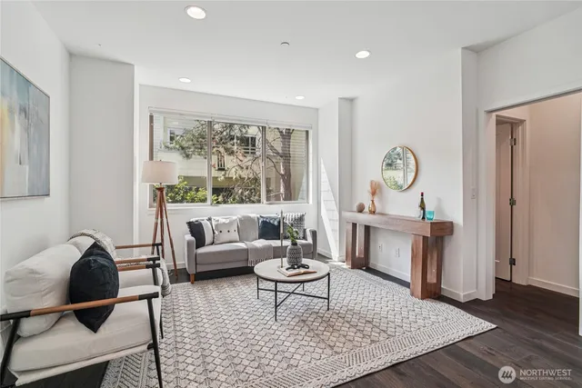 $700,000 | 6312 32nd Avenue Northwest, Unit C, Seattle, WA 98107