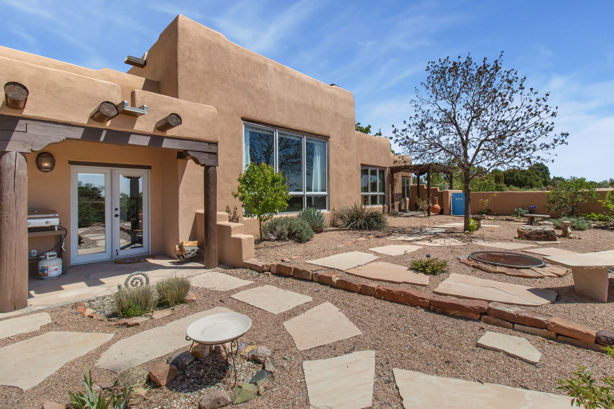 23 Monterey Road Santa Fe, NM 87508 - Photo 26 of 41 Landscaped backyard