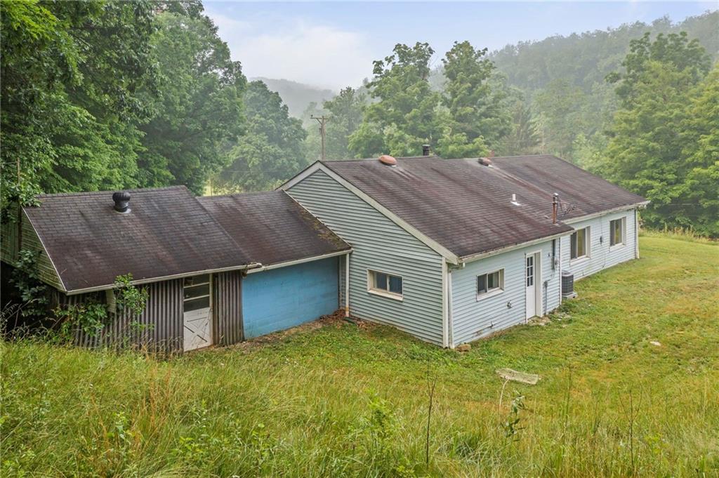 844 Lynn Portal Road Washington, PA 15301 - Photo 3 of 20 Gallery Image 3