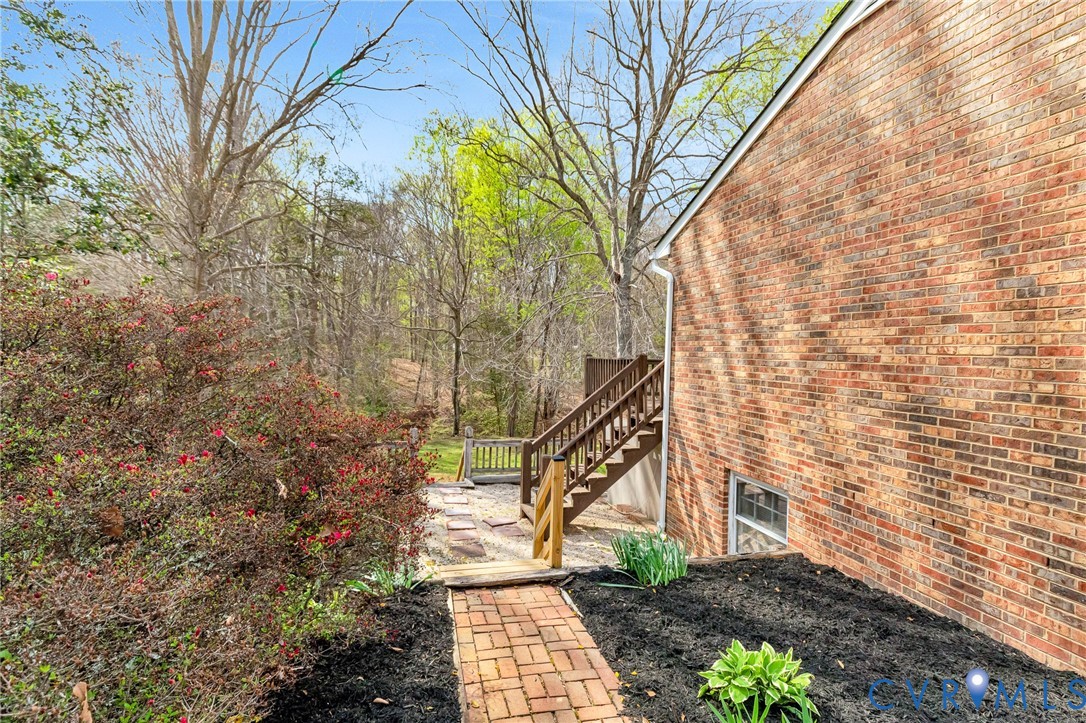 9107 Mossy Brook Road Mechanicsville, VA 23116 - Photo 27 of 30