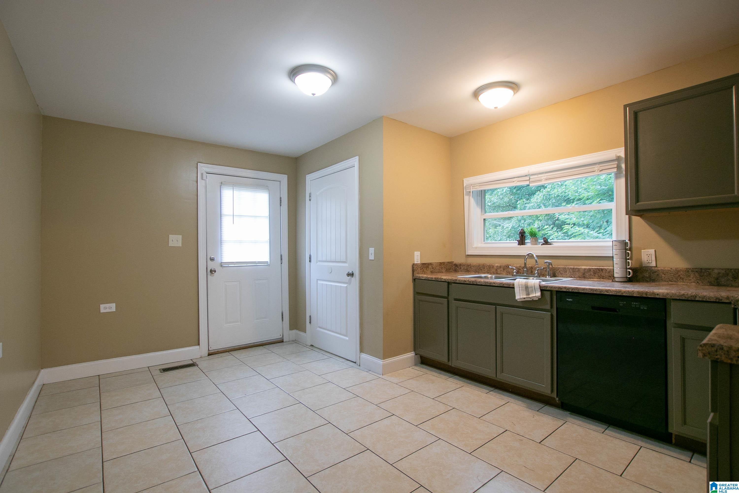 2900 Walker Chapel Road Fultondale, AL 35068 - Photo 5 of 22